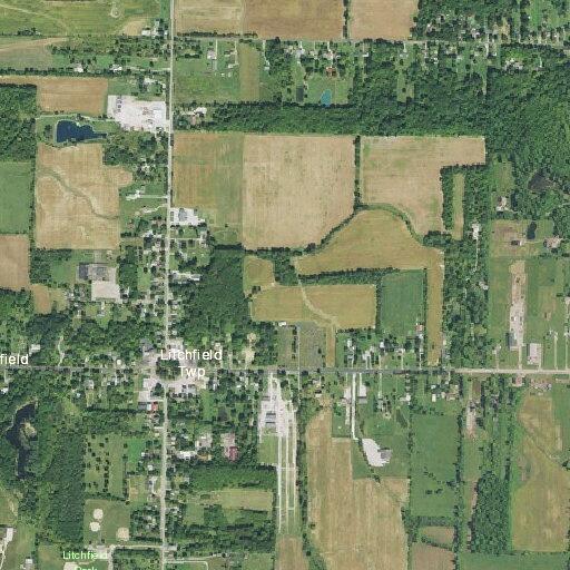 Motor vehicle crash with reported injuries on Avon Lake Rd