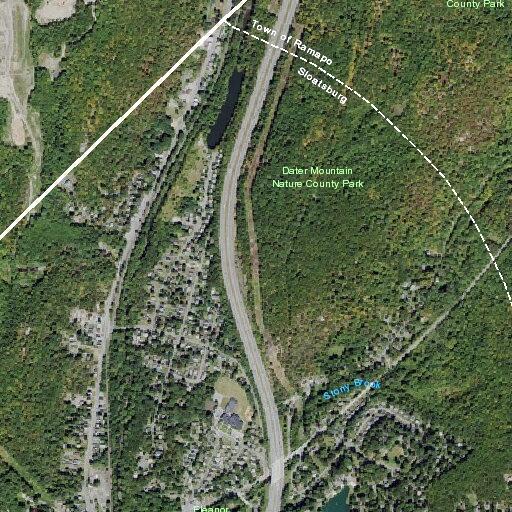 73-year-old woman having difficulty breathing in Sloatsburg
