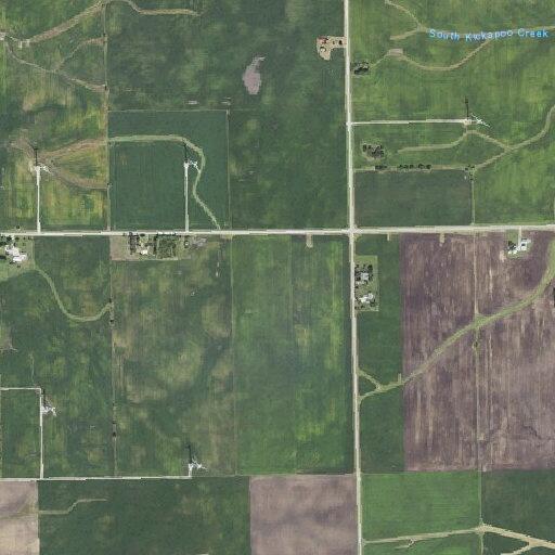 Abandoned gray car reported on East 25th Road