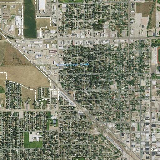 Woman not breathing well near Avenue East and Adams in Scottsbluff