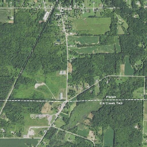 Elderly woman with breathing difficulty at Franklin Center Rd