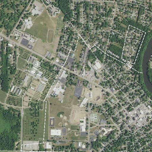 87-year-old man has difficulty breathing in Berrien Springs