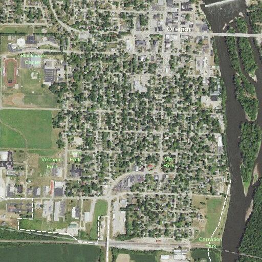 Pregnant woman vomiting at home in Oregon, IL