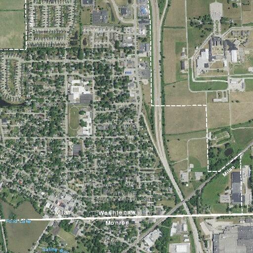 Male vomiting and short of breath near Hurd Street