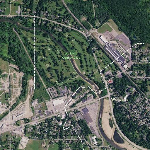 86-year-old woman with breathing difficulty at Manor Hills