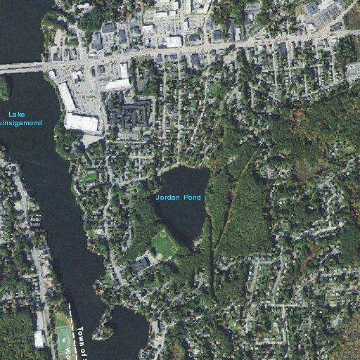 Truck leaking fluids in Jordan Pond lot