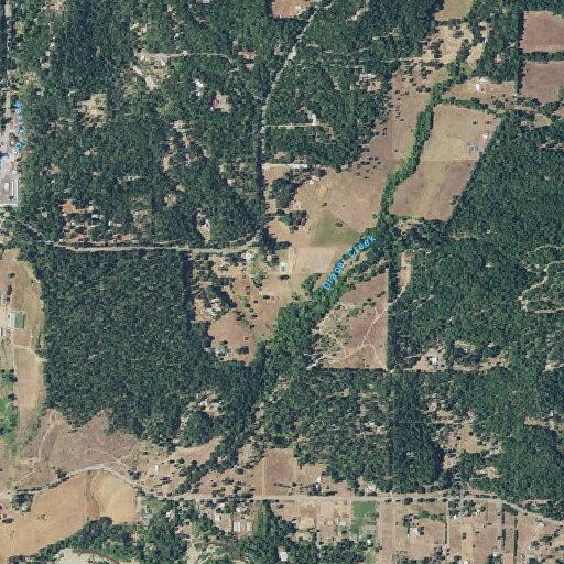 Report of outdoor smoke near Davis Creek Road