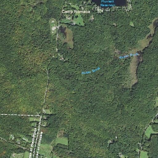Unresponsive man breathing near Washington Road