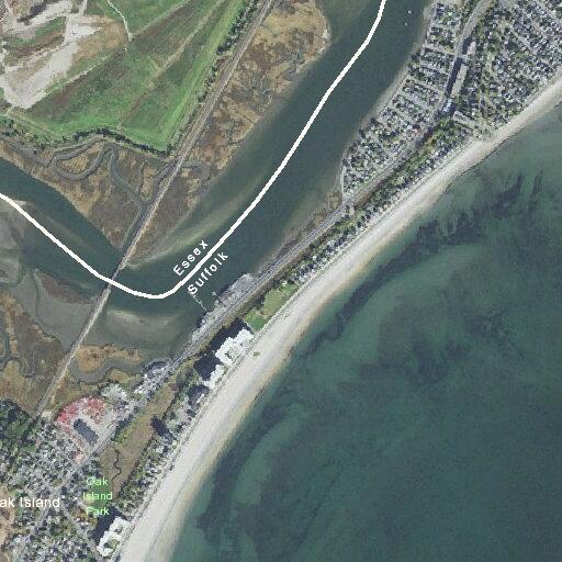 Marine unit called to retrieve bags in water