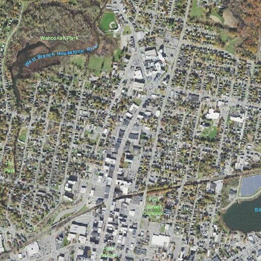 79-year-old woman with severe respiratory distress at apartment