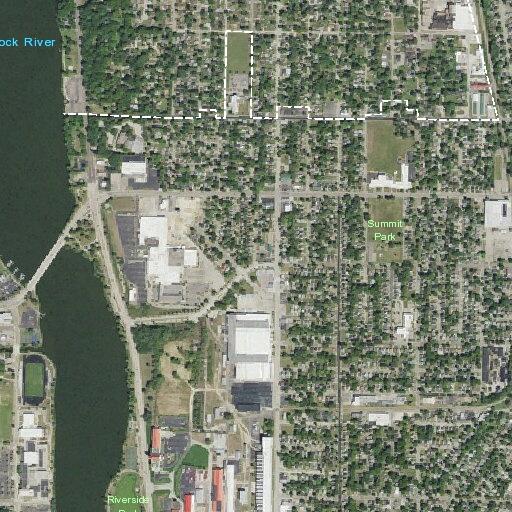 Person with abdominal pain near Summit Avenue, Beloit