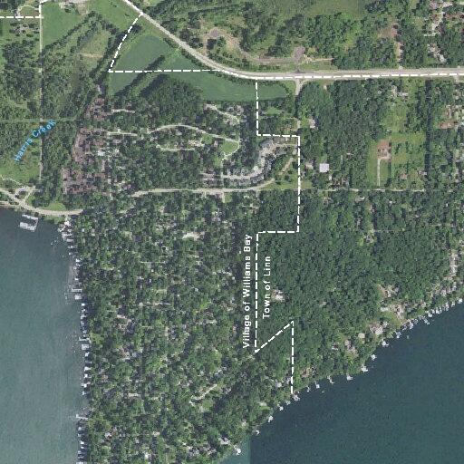 Fire response near Lincoln Parkway in Williams Bay