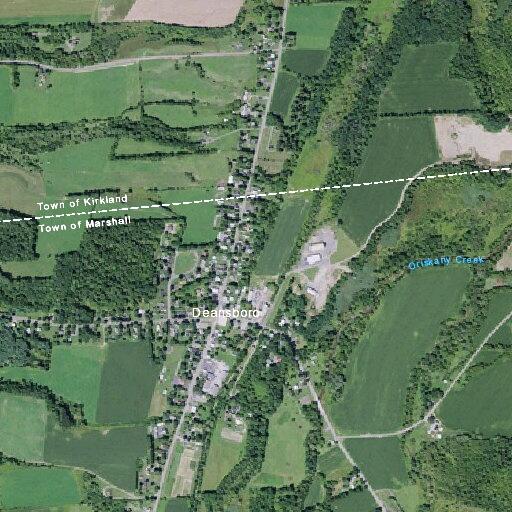 Vehicle service requested near Deansboro