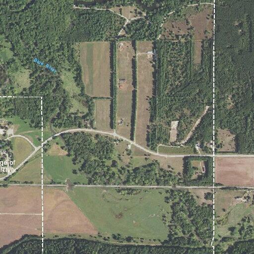 Elderly man possibly having heart attack in Blue River