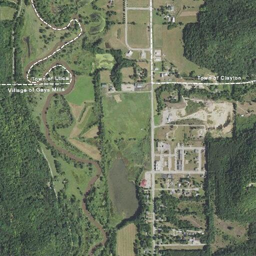 Adult female incoherent and shaking at Appleland Dr