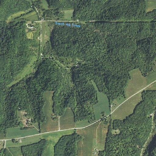 Elderly woman falls and has nosebleed in La Farge