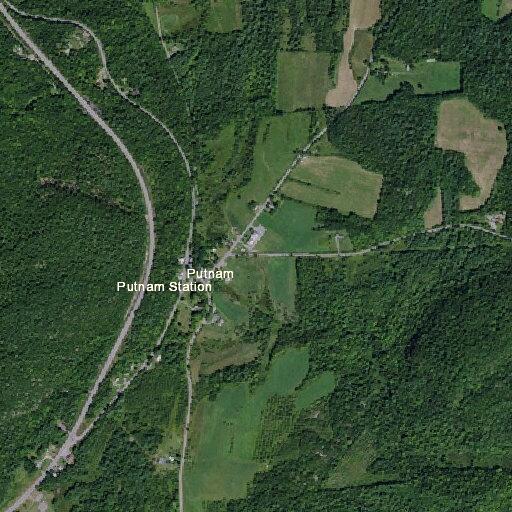 Single car off road near Putnam Center Road