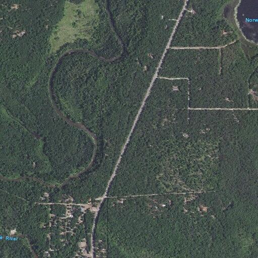 Person with breathing difficulty near Northern Trail, Alger