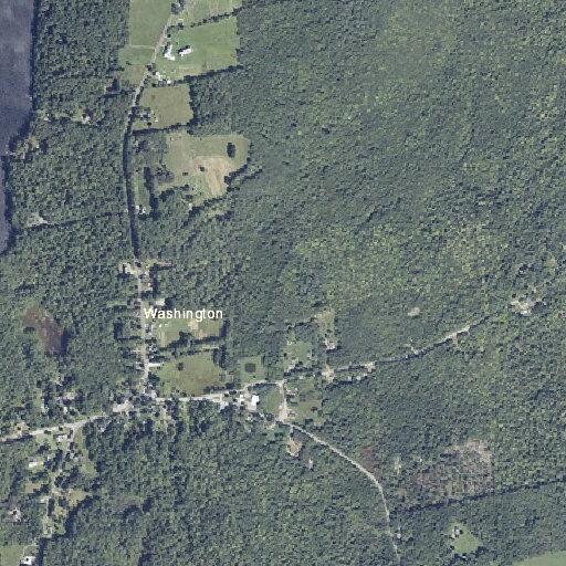Tree blocking southbound lane on Rockland Road