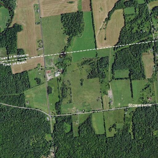 Vehicles blocking roadway on Daniels Road