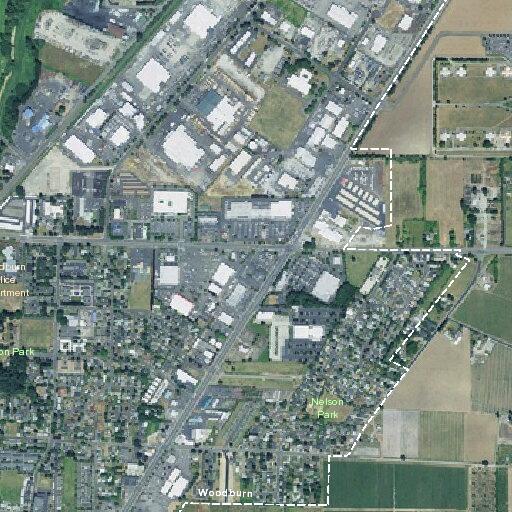 Paramedic responds to sick call near Woodburn