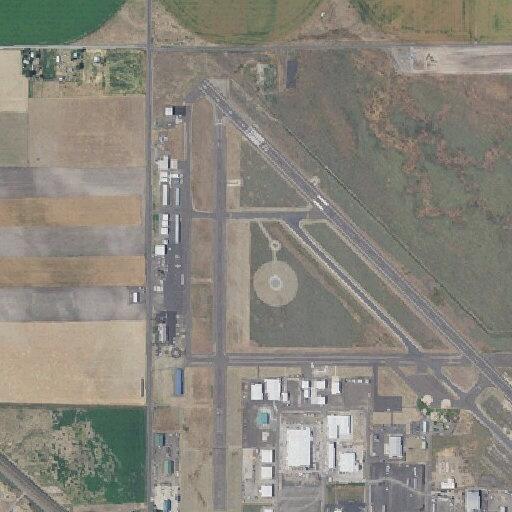 Driver’s leg impaled in crash near La Grande Airport