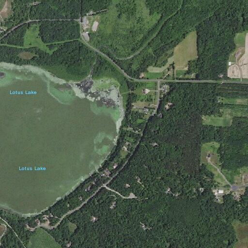Jet ski stuck on Lotus Lake, riders uninjured