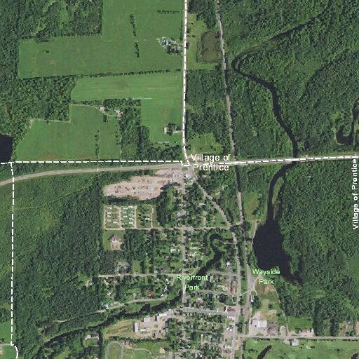 EMS responding to patient near Ladysmith pad in Prentice