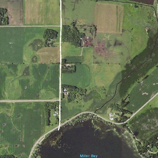 Tree blocks both lanes on County Road 10