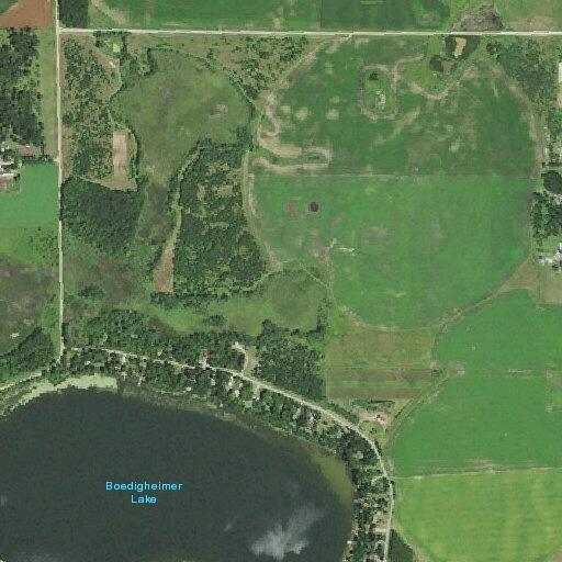 Boat sinks on Bodingheimer Lake; occupant rescued