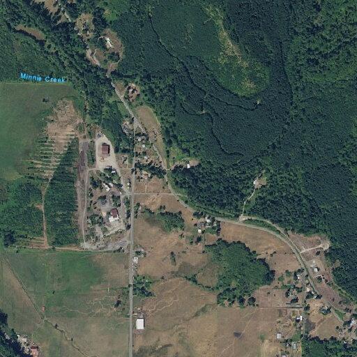 Person with chest pain near Davis Lake Road in Morton