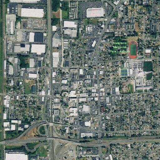 Non-injury collision at Big O Tires in Auburn