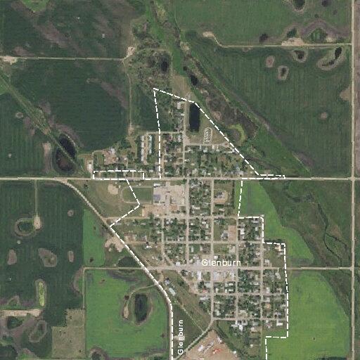 Woman experiencing rib pressure in Glenburn