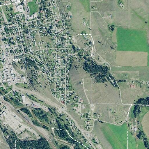 Man with possible shoulder fracture reported in Eureka