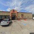 Person threatening customers with a weapon at Taco Bell