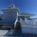 Man injured leg and wrist at Newport Pier