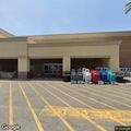 Merchandise stolen from store, suspects flee on foot