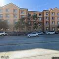 Patient falls at Pasadena medical center near Fair Oaks Avenue