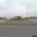 Officers assist arrest at Exxon station