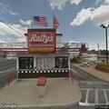 Man acting erratically in restaurant parking lot