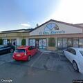 Person falls off bike and injures neck at shopping center
