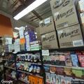 Person feeling faint near Latham Avenue and 7-Eleven