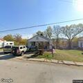Person experiencing throat closing near East 7th Street
