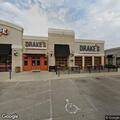 26-year-old man fainted at restaurant entrance