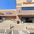 Male subject falls and suffers head laceration at Kroger