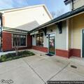 Diabetic woman with low blood sugar and vomiting at nail salon