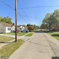 Woman fighting over phone on Hoffman Road