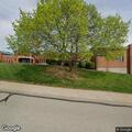 Loose dog reported near Bethel Park senior center