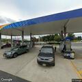 Employee and customer dispute over refund on Route 1
