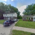 Strong gas odor reported inside apartment